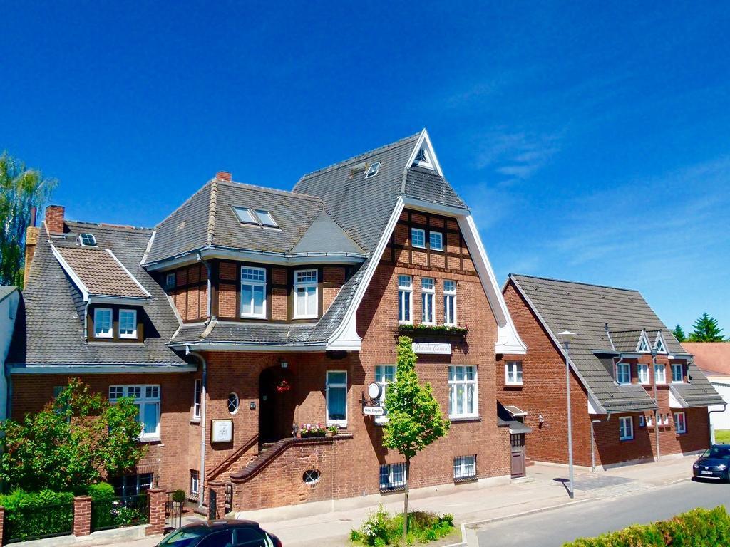 Hotel & Pension Villa Camenz Güstrow Zewnętrze zdjęcie